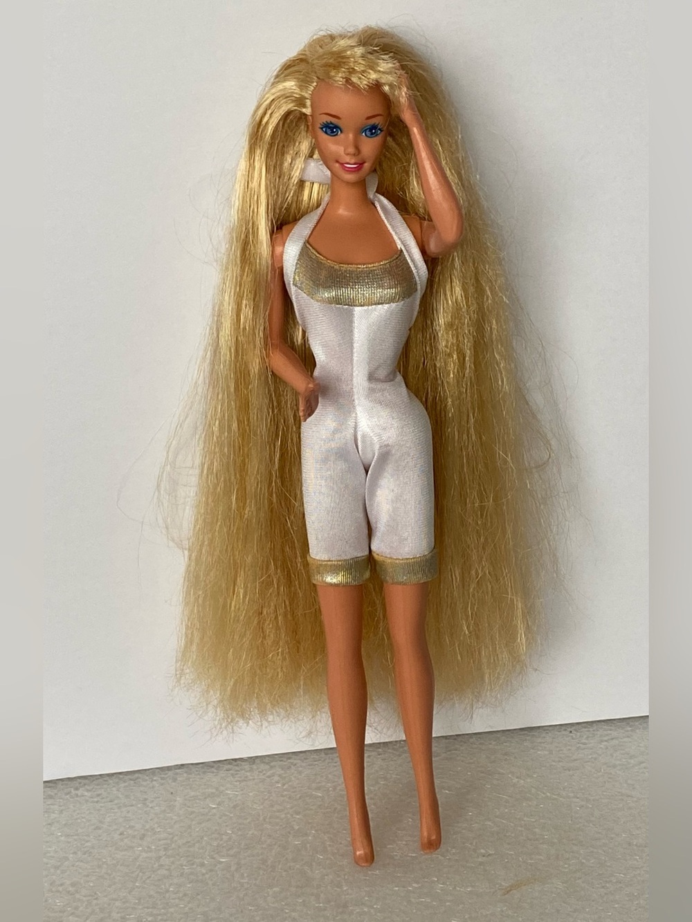 Vintage 1992 Hollywood Hair BARBIE
Doll Super Long Golden Hair Mattel
#2308